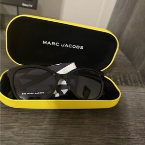 Marc Jacobs Black Modern Sunglasses